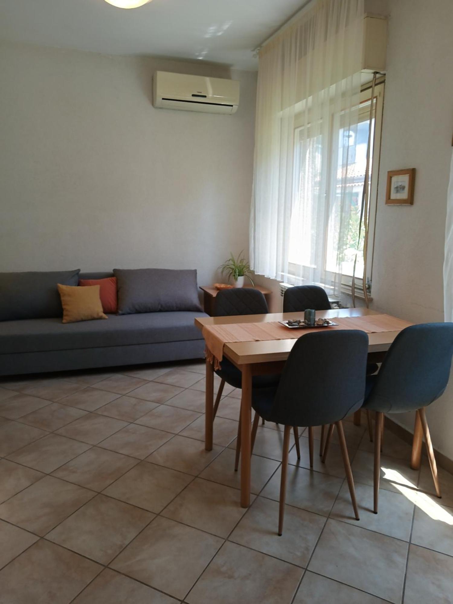Apartments Jadranka Ivana Pula Exterior photo