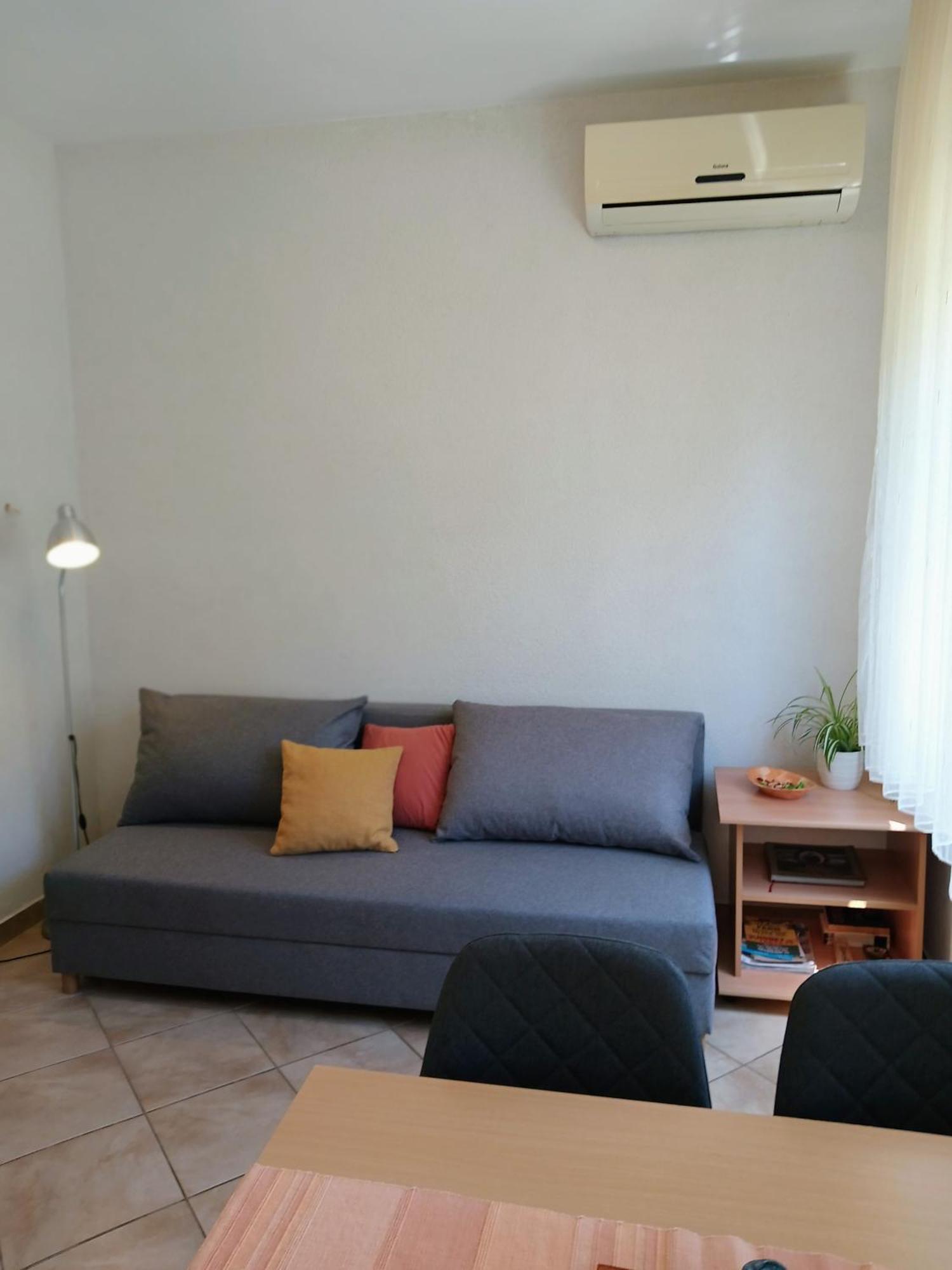 Apartments Jadranka Ivana Pula Exterior photo